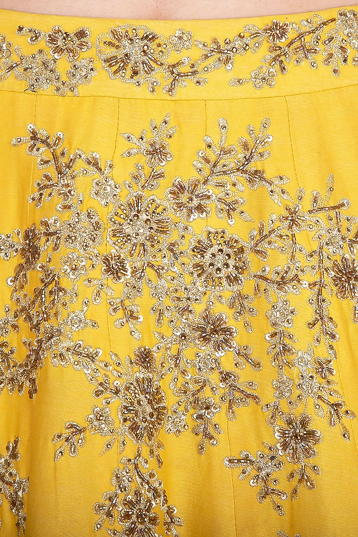 Yellow embroidered Wedding Lehenga set by Megha & Jigar at Pernia's Pop Up Shop