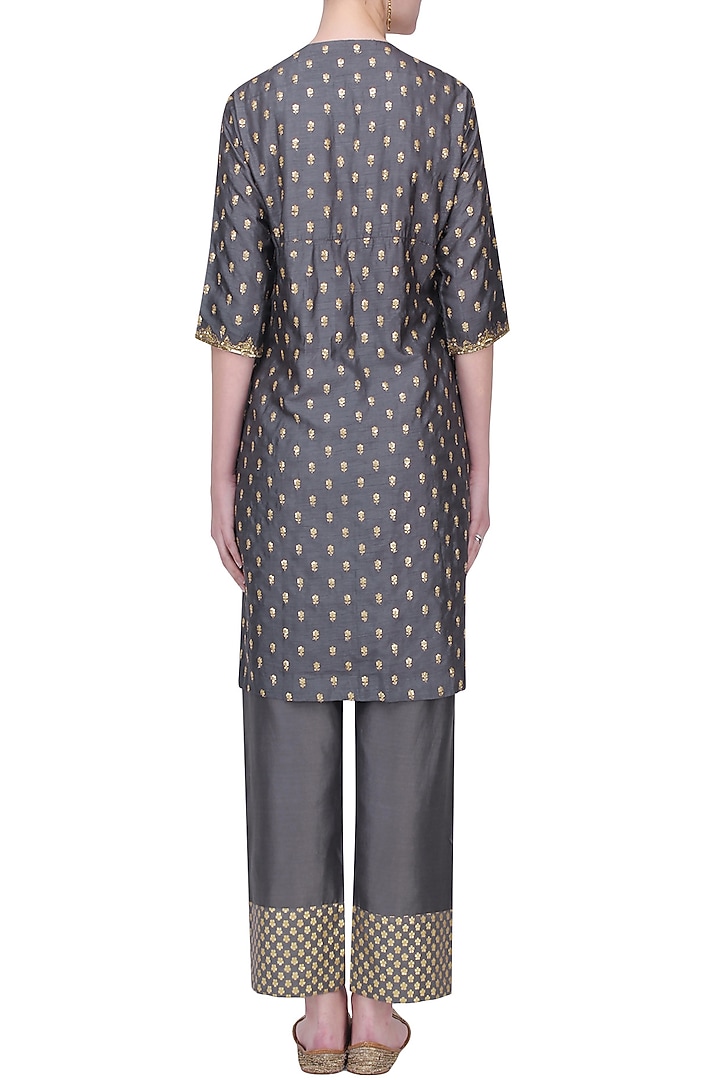 Grey sequins work kurta set available only at Pernia's Pop Up Shop.