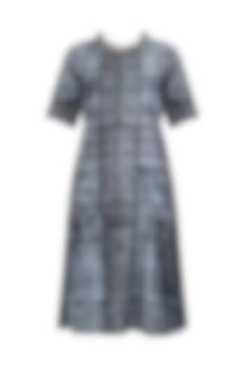 Black and white pleated dress available only at Pernia's Pop Up Shop.