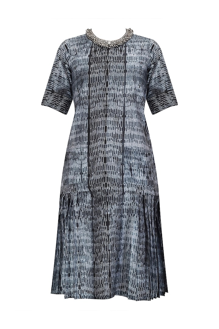 Black and white pleated dress available only at Pernia's Pop Up Shop.