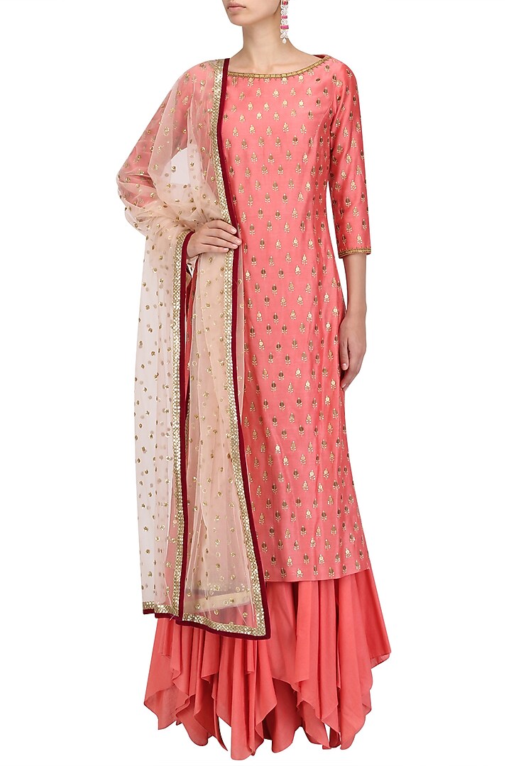 Peach chanderi kurta and gharara pants set available only at Pernia's Pop Up Shop.