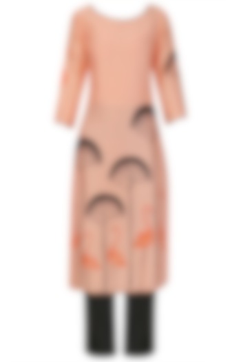 Peach hand paint motif kurta and trouser set available only at Pernia's Pop Up Shop.