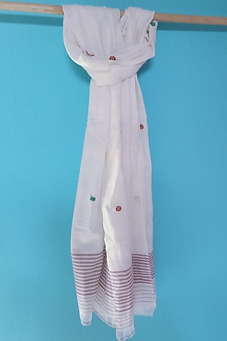 White Handwoven Dupatta by Manju Kalita Das