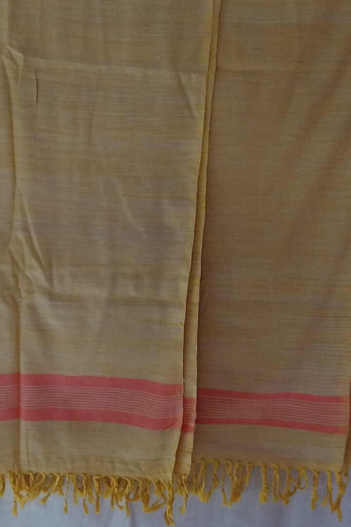 Lemon Yellow Handwoven Dupatta by Manju Kalita Das at Pernia's Pop Up Shop