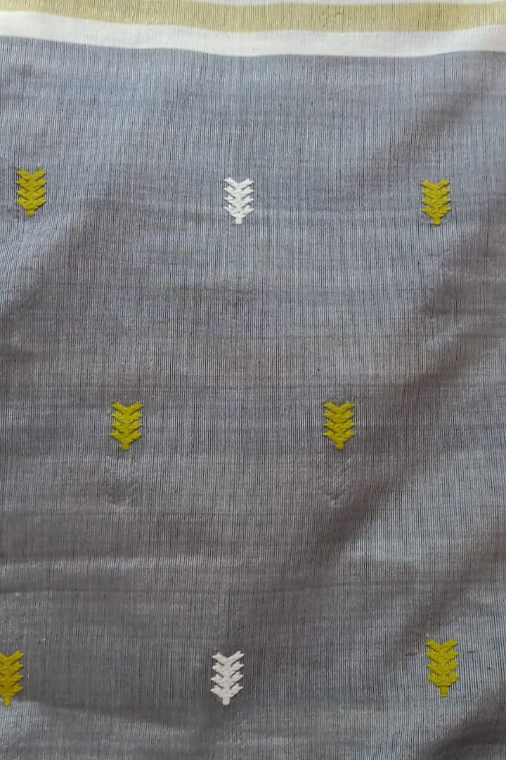 White & Grey Handwoven Festive Saree by Manju Kalita Das at Pernia's Pop Up Shop