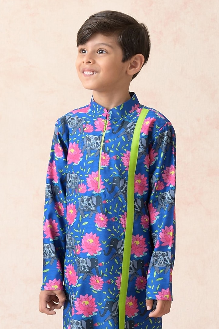 Blue Polyester & Cotton Printed Asymmetrical Kurta Set For Boys by Thetaa Kids at Pernia's Pop Up Shop