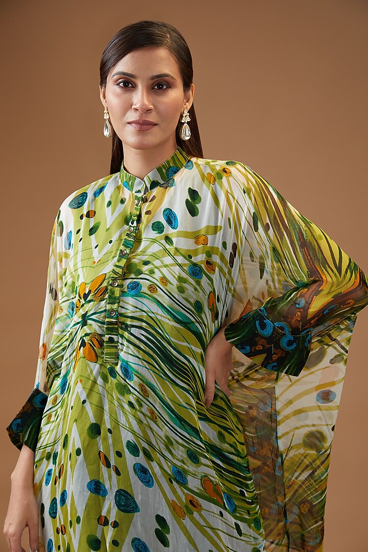 Green Silk Chiffon Printed Kurta Set by Momkidsfashion at Pernia's Pop Up Shop
