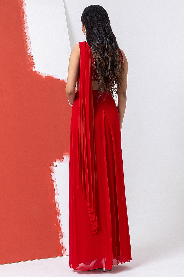 Medusa Red Georgette & Organza Cutdana Work Draped Party Wear Saree Set by Mehak Sharma at Pernia's Pop Up Shop