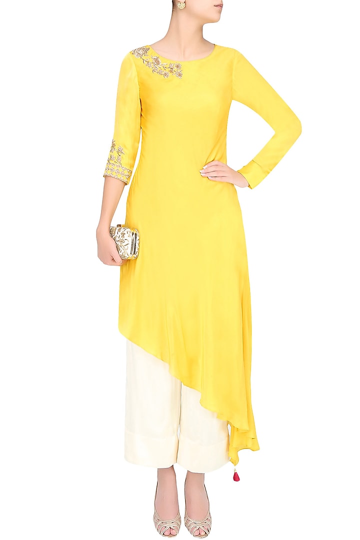 Mustard yellow embroidered asymmetric kurta with pants available only at Pernia's Pop Up Shop.