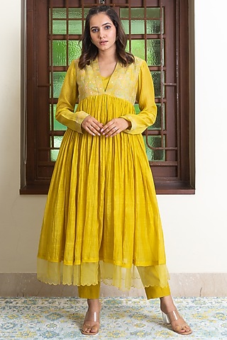 Mustard Soft Chanderi Embroidered Kurta Set by Maliha by Anar and Anoli