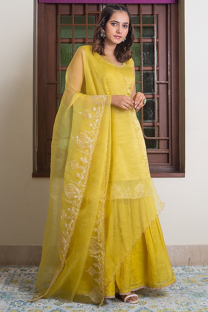 Mustard Chanderi Wedding Sharara Set by Maliha by Anar and Anoli at Pernia's Pop Up Shop