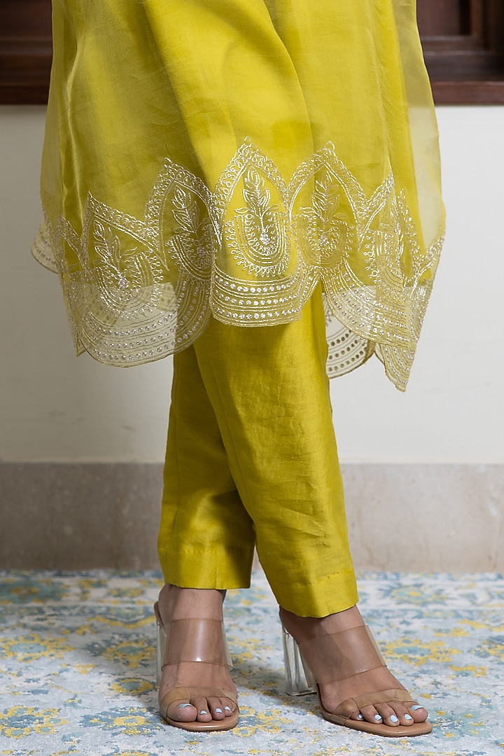 Mustard Organza Embroidered Kaftan Set by Maliha by Anar and Anoli at Pernia's Pop Up Shop