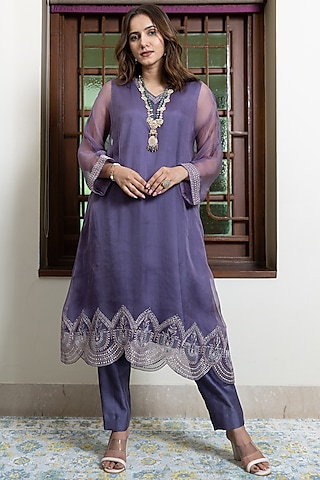 Dark Lilac Organza Embroidered Kaftan Set by Maliha by Anar and Anoli