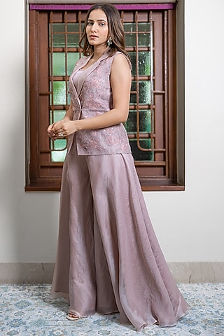 Lilac Organza Embroidered Jacket Set by Maliha by Anar and Anoli