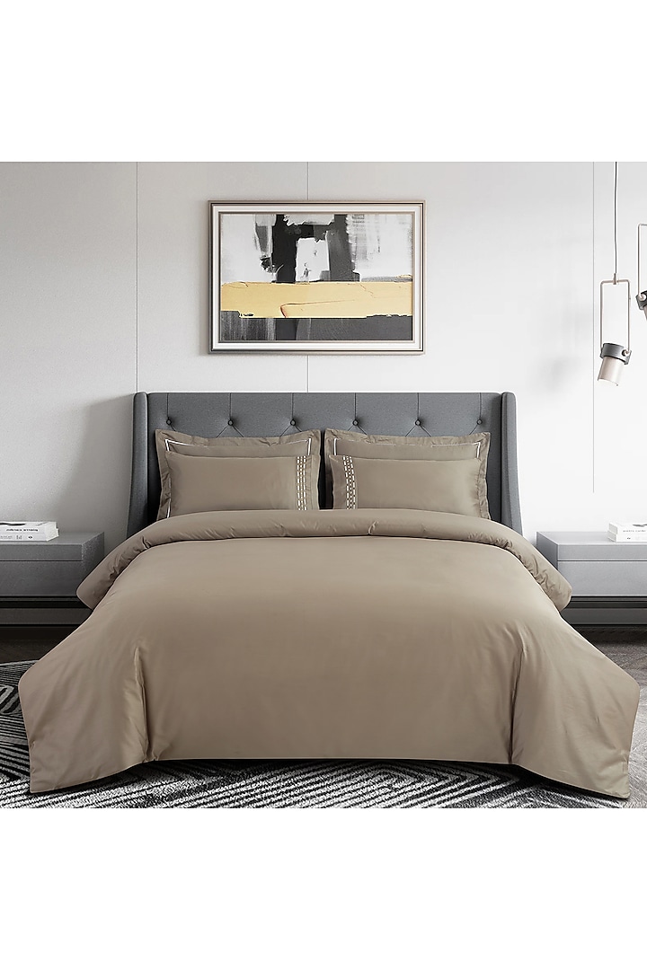 Green Cotton Embroidered Bedsheet Set by Malako at Pernia's Pop Up Shop