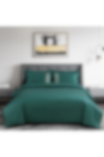 Green Cotton Embroidered Bedsheet Set by Malako at Pernia's Pop Up Shop