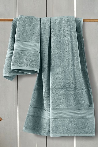 Mint Green Pure Bamboo Bath Towel by Malako