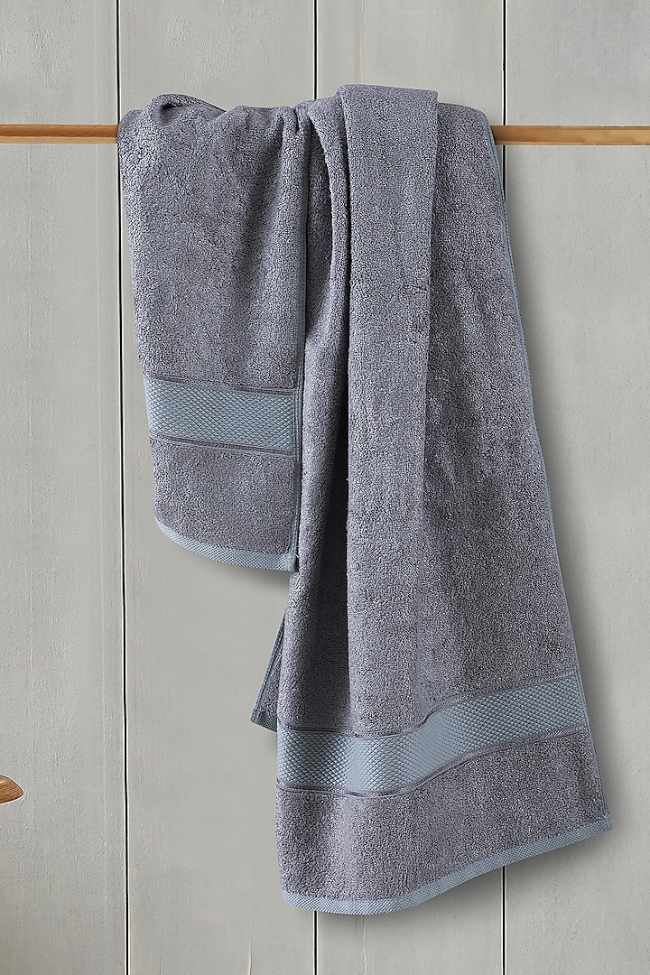 Grey Pure Bamboo Bath Towel by Malako