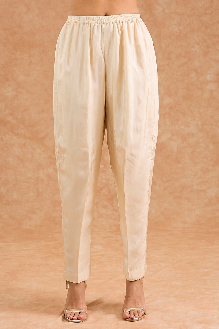 Ivory Viscose Silk Hand Embroidered Kurta Set by Milu Madan at Pernia's Pop Up Shop