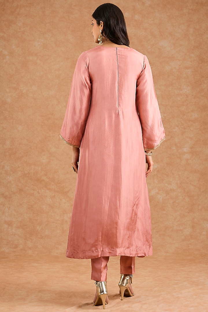 Dull Peach Viscose Silk Hand Embroidered Kurta Set by Milu Madan at Pernia's Pop Up Shop