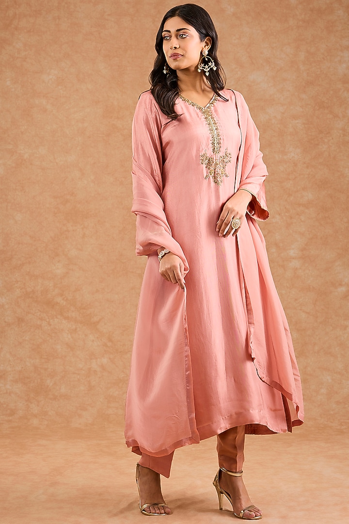 Dull Peach Viscose Silk Hand Embroidered Kurta Set by Milu Madan at Pernia's Pop Up Shop
