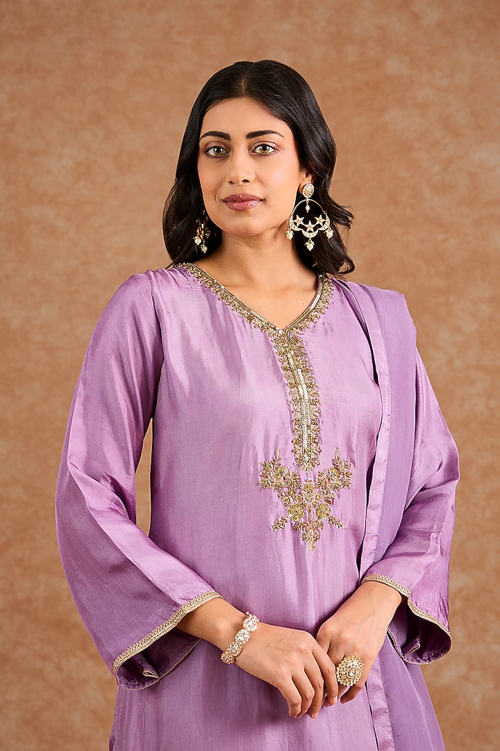 Purple Viscose Silk Hand Embroidered Kurta Set by Milu Madan at Pernia's Pop Up Shop