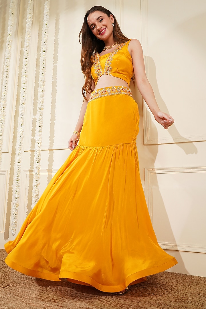 Yellow Mustard Crepe Embroidered Cape Set by Milu Madan at Pernia's Pop Up Shop