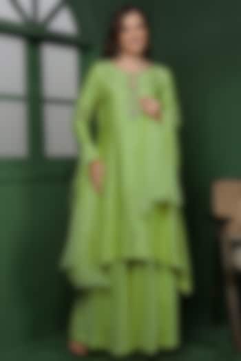 Light Green Katan Silk Cutdana Hand Embroidered Kurta Set by Milu Madan at Pernia's Pop Up Shop