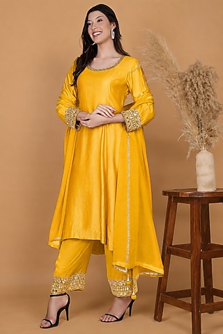 Mustard Yellow Katan Silk Cutdana Embroidered Kurta Set by Milu Madan