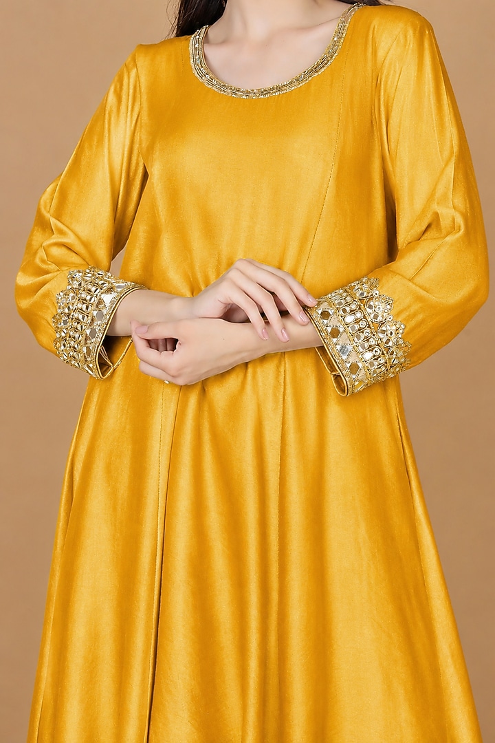 Mustard Yellow Katan Silk Cutdana Embroidered Kurta Set by Milu Madan at Pernia's Pop Up Shop