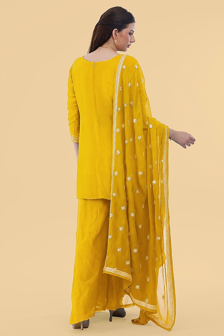Yellow Crepe Cutdana Embroidered Kurta Set by Milu Madan at Pernia's Pop Up Shop