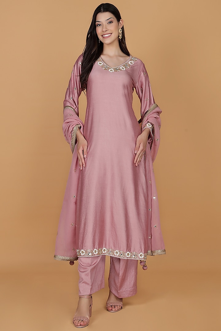 Onion Pink Katan Silk Mirror Work Kurta Set by Milu Madan at Pernia's Pop Up Shop
