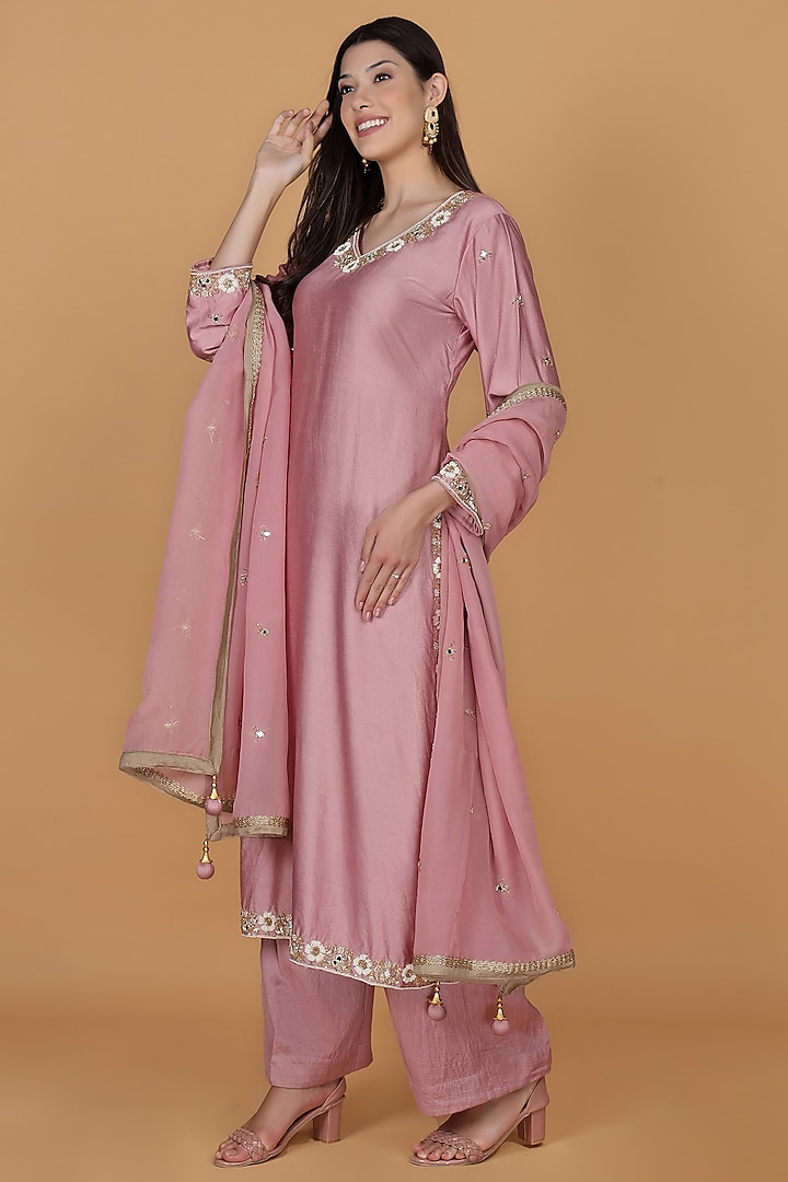 Onion Pink Katan Silk Mirror Work Kurta Set by Milu Madan at Pernia's Pop Up Shop