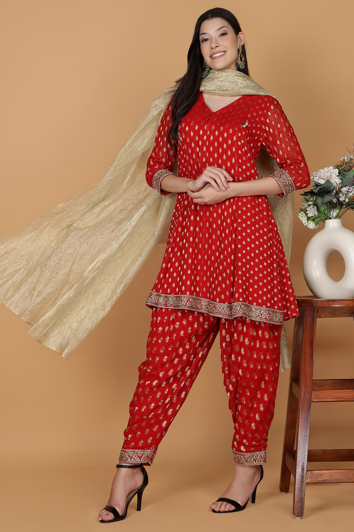 Red Georgette Dabka Work Kurta Set by Milu Madan at Pernia's Pop Up Shop