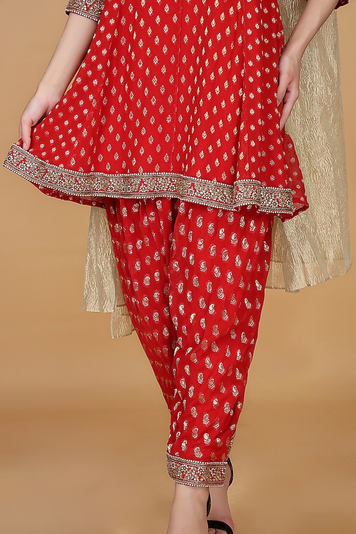 Red Georgette Dabka Work Kurta Set by Milu Madan at Pernia's Pop Up Shop
