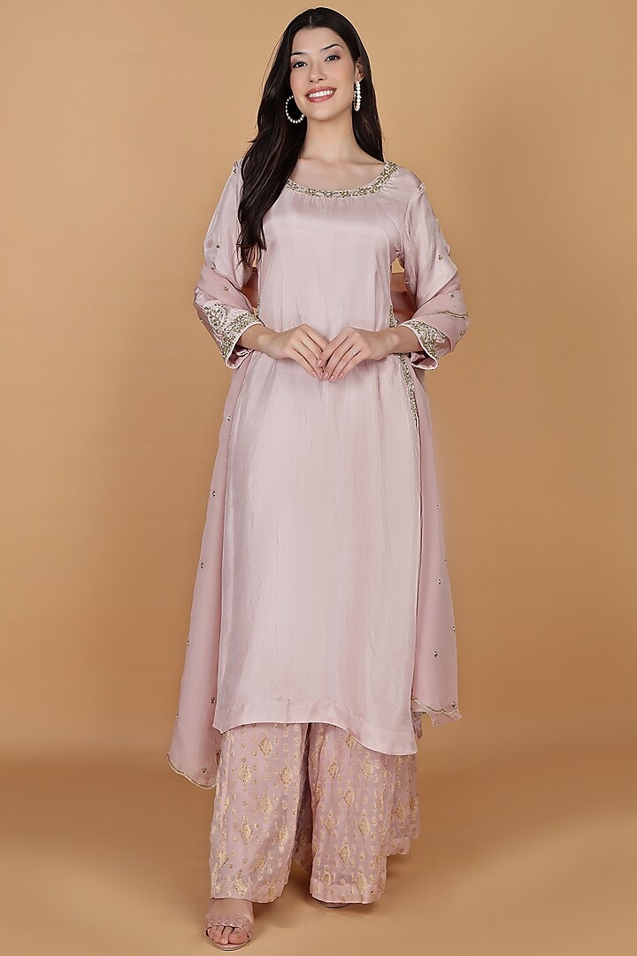 Light Pink Silk Dabka Embroidered Kurta Set by Milu Madan at Pernia's Pop Up Shop
