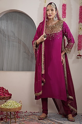 Wine Crepe Sequins Embroidered Kurta Set by Milu Madan