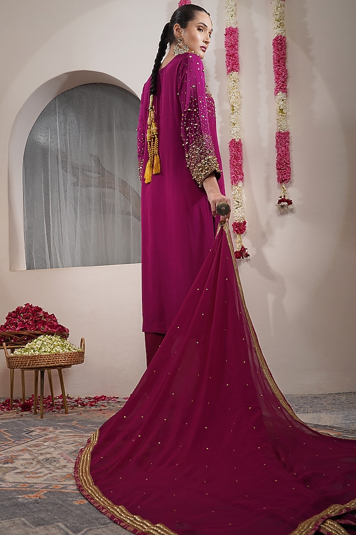 Wine Crepe Sequins Embroidered Kurta Set by Milu Madan at Pernia's Pop Up Shop