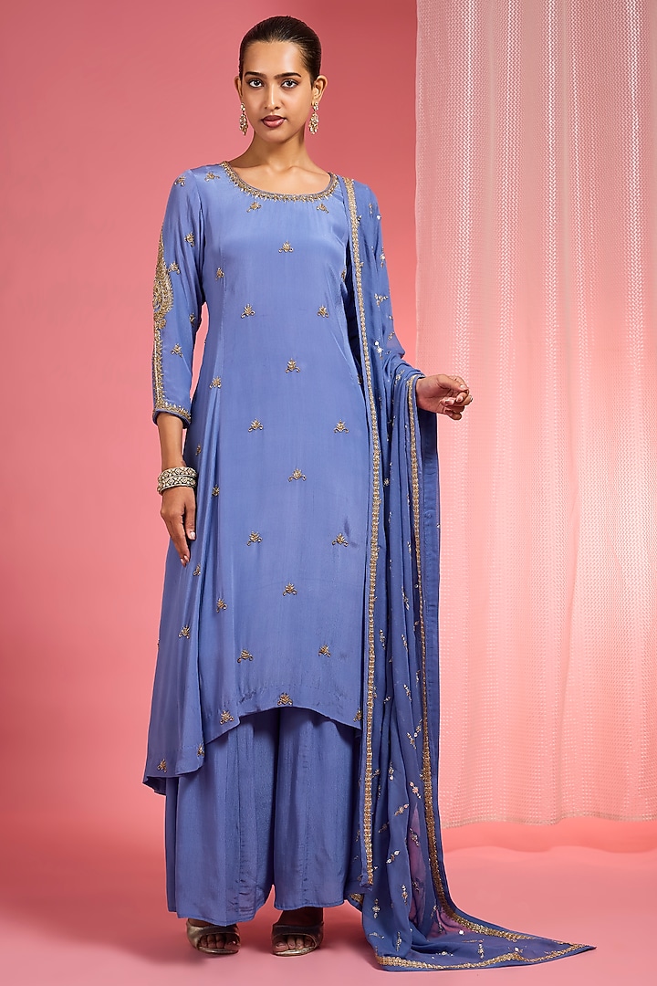 Blue Viscose Crepe Hand Embroidered Kurta Set by Milu Madan at Pernia's Pop Up Shop