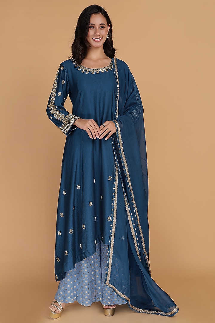 Persian Blue Katan Silk Embroidered Kurta Set by Milu Madan at Pernia's Pop Up Shop