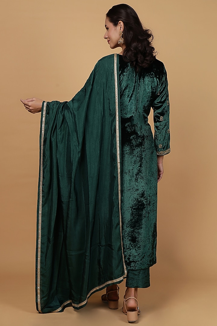 Dark Green Velvet Bead Work Kurta Set by Milu Madan at Pernia's Pop Up Shop