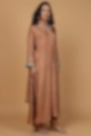 Rust Opara Silk Hand Embroidered Kurta Set by Milu Madan at Pernia's Pop Up Shop