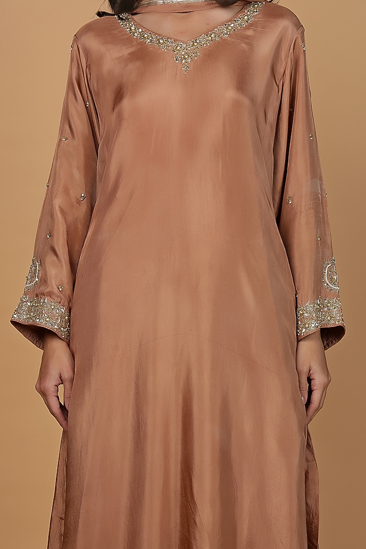 Rust Opara Silk Hand Embroidered Kurta Set by Milu Madan at Pernia's Pop Up Shop