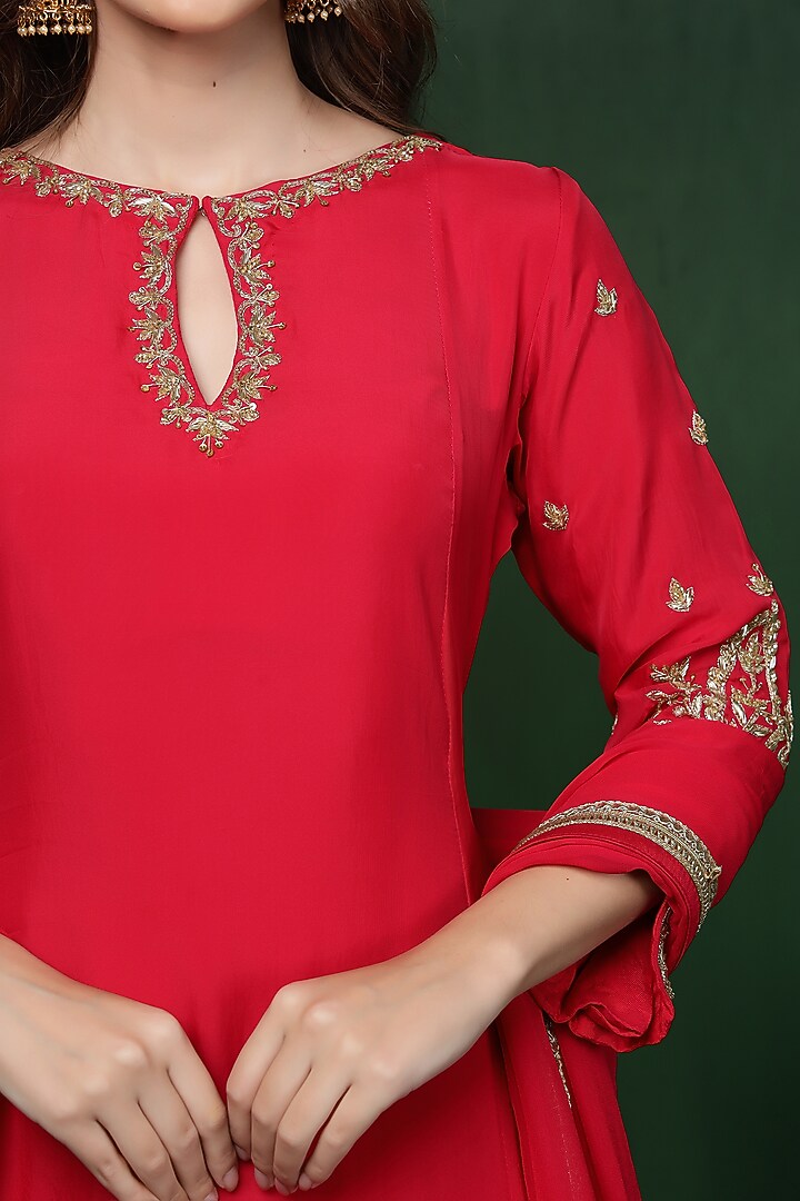 Rani Pink Organza Hand Work Kurta Set by Milu Madan at Pernia's Pop Up Shop