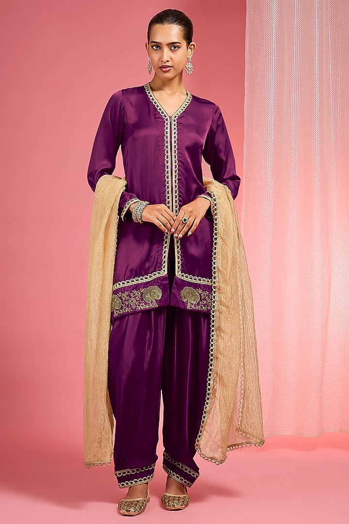 Purple Modal Satin Zari & Dabka Embroidered Kurta Set by Milu Madan at Pernia's Pop Up Shop