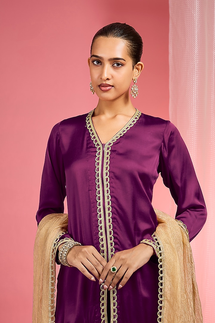 Purple Modal Satin Zari & Dabka Embroidered Kurta Set by Milu Madan at Pernia's Pop Up Shop