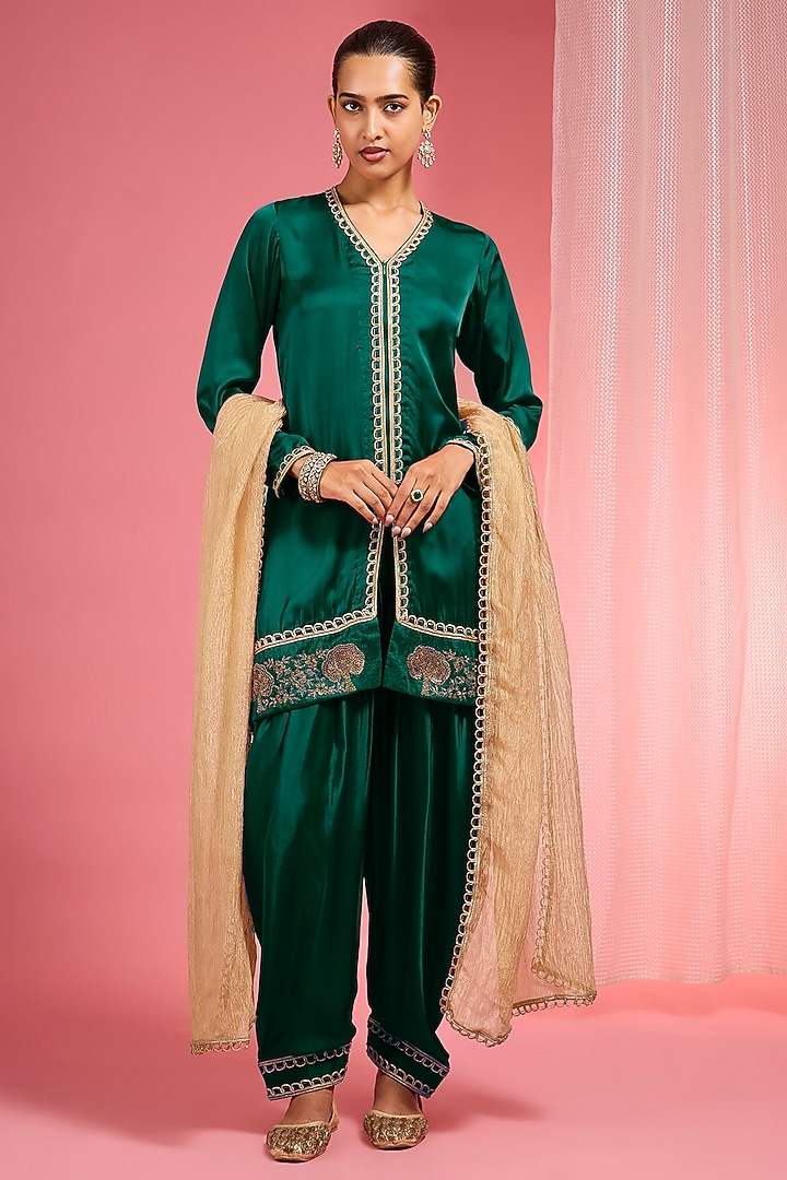 Bottle Green Modal Satin Zari & Dabka Embroidered Kurta Set by Milu Madan at Pernia's Pop Up Shop