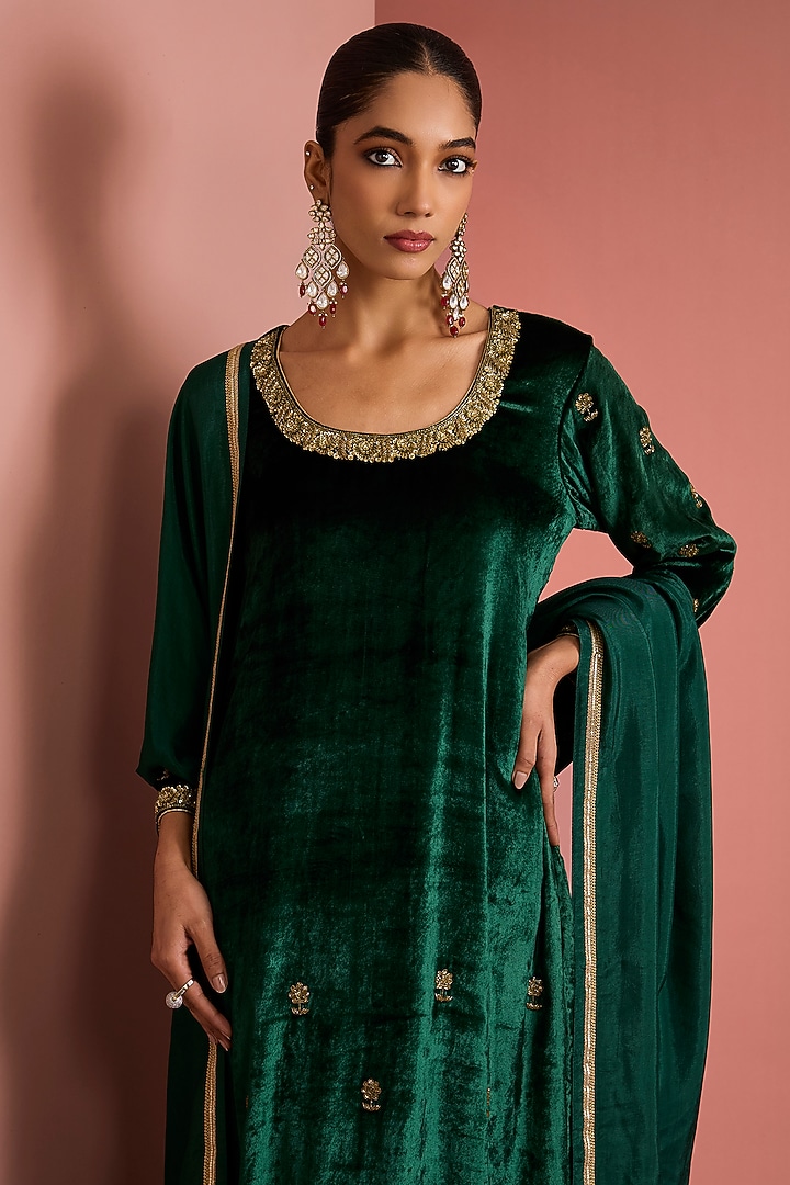 Dark Green Viscose Velvet Hand Embroidered Kurta set by Milu Madan at Pernia's Pop Up Shop