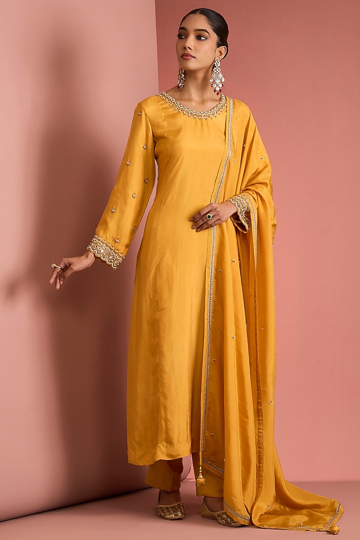 Mustard Yellow Opara Silk Cutdana Hand Embroidered Kurta Set by Milu Madan at Pernia's Pop Up Shop