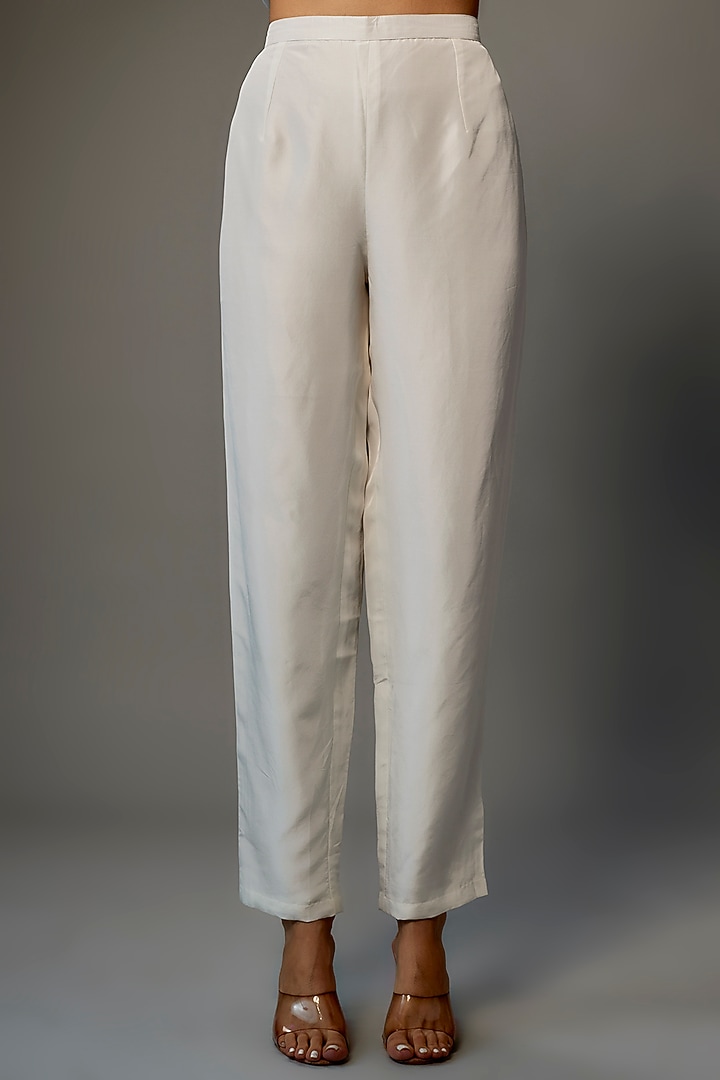 White Georgette Embroidered Kurta Set by Malasa at Pernia's Pop Up Shop